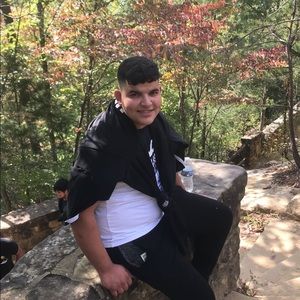 Meet your Posher, Adam